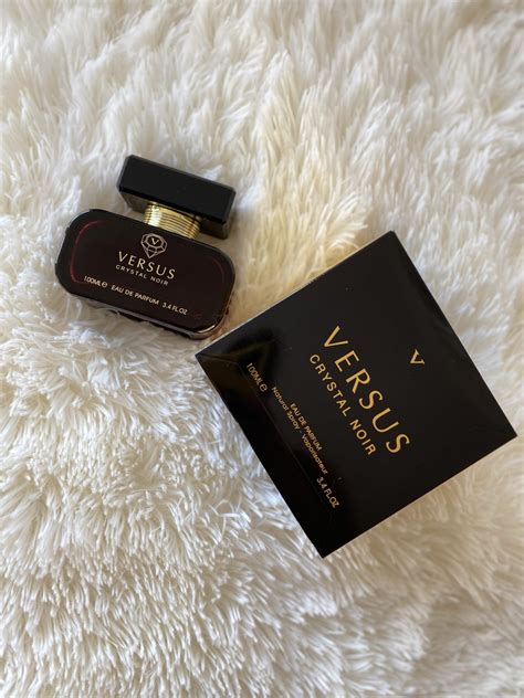 estee lauder sensuous vs versace crystal noir|Versace Crystal Noir dupe .